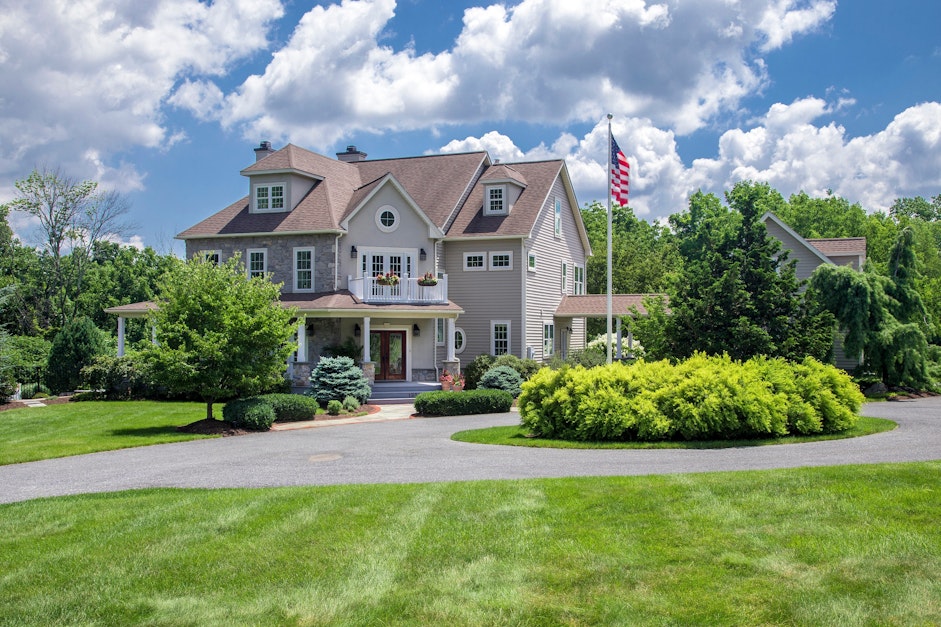 1921 Blue Barn Road, Orefield, PA 18069, Presented by Carol C. Dorey